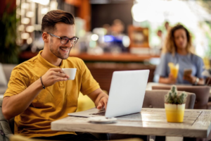Smart Ways Freelancers Can Manage Irregular Income Throughout the Year